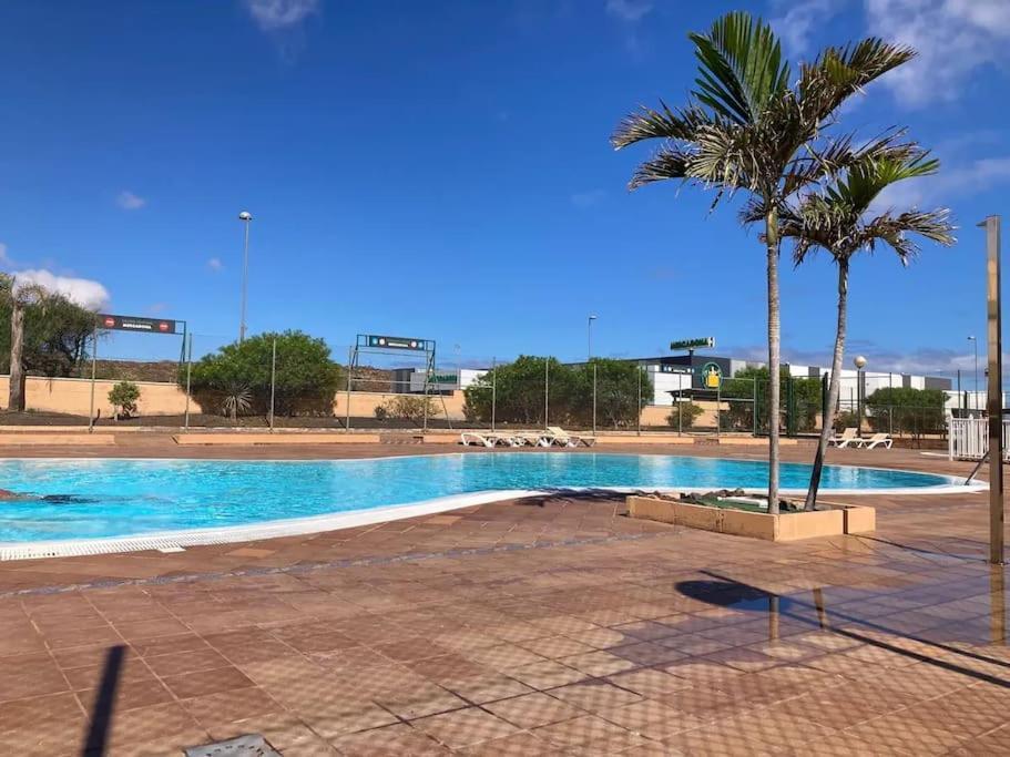 Casa Elodie - Sunny Apartment Corralejo Luaran gambar